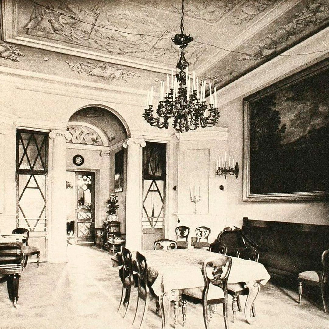 Основной зал усадьбы, 1909-1912 годы